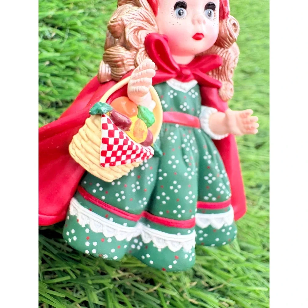 Hallmark‎ Madame Alexander Little Red Riding Hood 1997 Keepsake Ornament Red